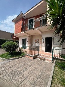 Castel Volturno, Viale Daniele Ricciarelli