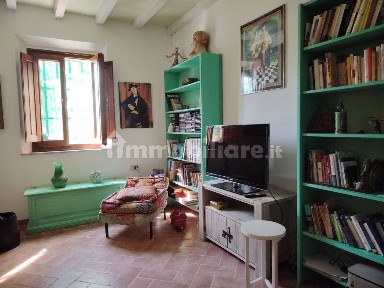 Terratetto plurifamiliare 85 m², ottimo stato, Vinci