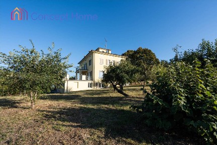 Villa unifamiliare via Trieste 12, Felino 12, Felino