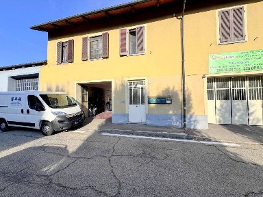 Moncalieri, Mercato - Santa Maria, Piazza del Fieno, 10