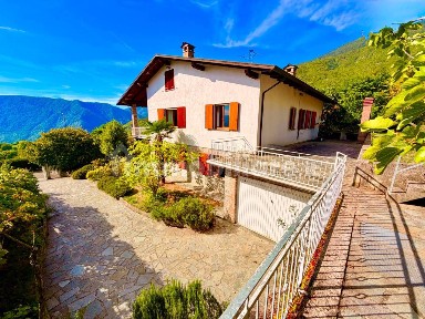 Villa bifamiliare 350 m², Bobbio