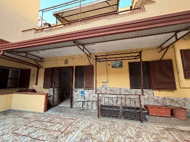 Terratetto unifamiliare vicolo Della Ratta, Centro Storico - Corso Trieste, Caserta
