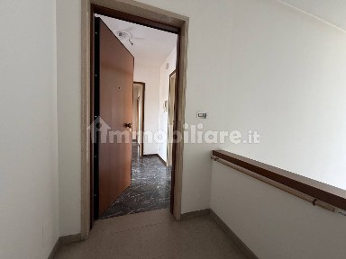 Quadrilocale piazzale Giobatta Cella 54, Stazione - Europa, Udine