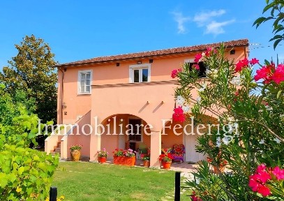 Villa bifamiliare via del Maggiore, Colombiera Molicciara, Castelnuovo Magra