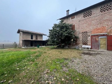 Castelfranco Emilia, Via Viazza