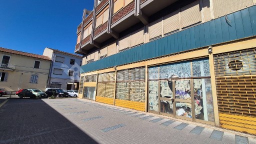 Attività commerciale in Affitto