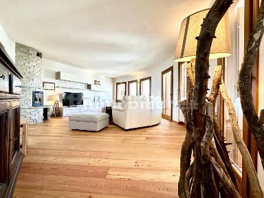 Appartamento via Sauze, Sestriere
