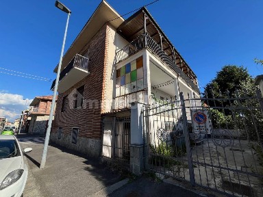 Bilocale via Cormons 23/54, Mirafiori Sud - Onorato Vigliani, Torino