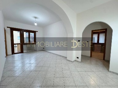 Trilocale via Gradisca 7, Borgo Nuovo - Castello, Rivoli
