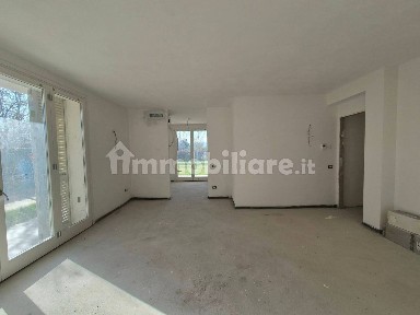 Villa a schiera via Adige 3, Centro, Agliana