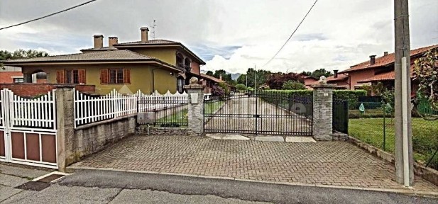 Magazzino all'asta via Dei Pioppi, 76, Candelo