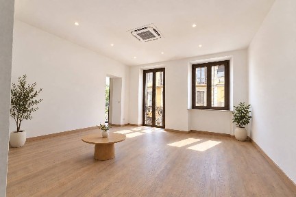 Quadrilocale via Martiri della Libertà 12, Centro, Cossato