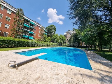 Milano, San Siro, Via Federico Tesio, 7