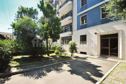 Milano, Primaticcio, Via Albino, 10