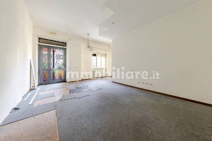 Appartamento via Sant'Eusebio 24, Dezza, Milano