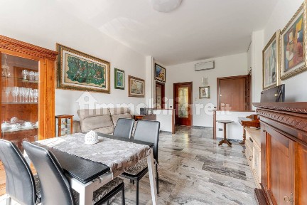 Trilocale via Luigi Alamanni 18, Vigentino - Fatima, Milano