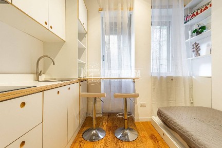 Bilocale viale Papiniano 45, Corso Genova, Milano
