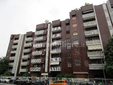 Bilocale via Broni 31, Vigentino - Fatima, Milano