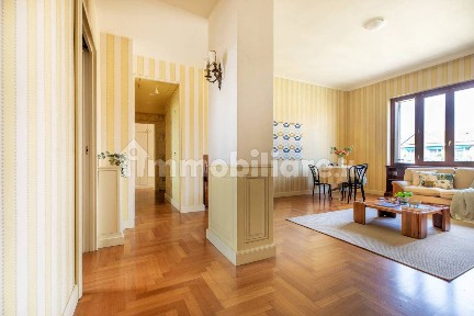 Quadrilocale viale Beatrice d'Este 44, Bocconi, Milano