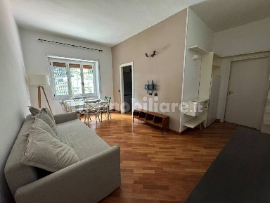 Trilocale viale Caterina da Forlì 50, Gambara, Milano