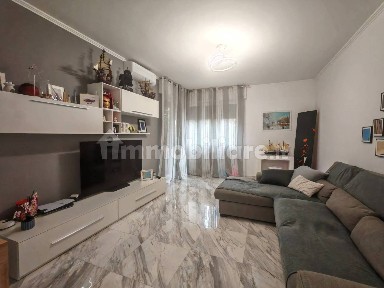 Trilocale via Giuseppe Mazzini 12, Cusano Milanino