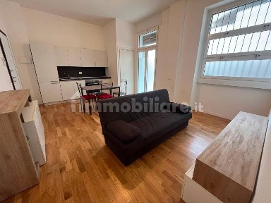 Bilocale via Luigi Capranica 4, Città Studi, Milano
