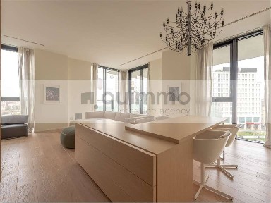 Bilocale viale della liberazione, 15, Porta Nuova, Milano