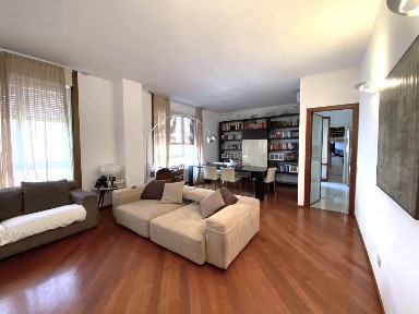 Quadrilocale via Francesco Ferrucci, Sempione, Milano