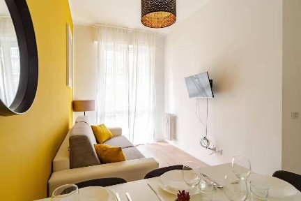 Trilocale via dei tulipani 18, Famagosta, Barona, Milano