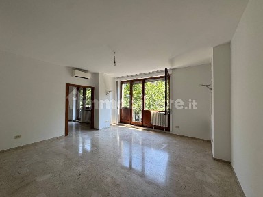 Appartamento buono stato, secondo piano, De Angeli, Milano