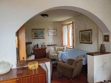 Villa a schiera Sesta Inferiore, Corniglio