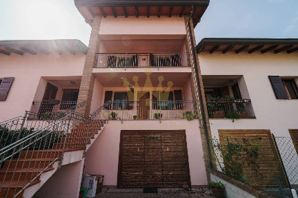 Villa a schiera via Paolo Bentivoglio, Molinetto - Spezia, Parma