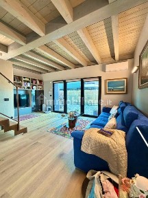 Villa a schiera via Alessandro Laurinsich, Molinetto - Spezia, Parma