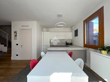 Villa a schiera via Arrigoni 1, Centro, Vigonza
