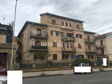 Quadrilocale viale Principe Umberto 6, Centro, Caltagirone
