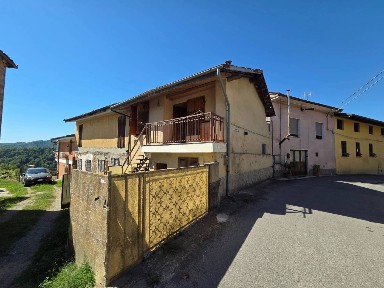Terratetto unifamiliare via Roma 52, Centro, Moncestino