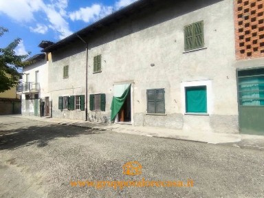 Terratetto unifamiliare 192 m², da ristrutturare, Rivalta Bormida