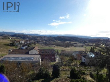 Terratetto plurifamiliare vicino alla chiesa, Centro, Pareto