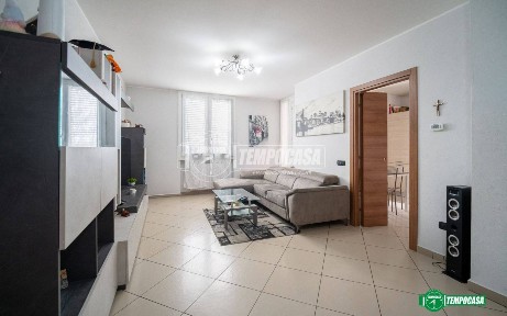 Trilocale via Fiume 35, Nova Milanese
