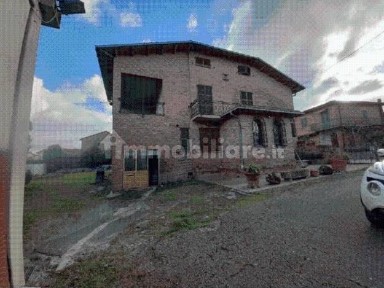 Villetta a schiera all'asta via Lazio 19, Montepulciano
