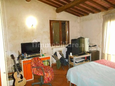 Villetta a schiera all'asta Quartaia, 106, Colle di Val d'Elsa