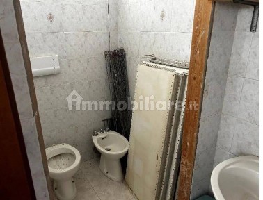 Magazzino all'asta via San Rocco 132, Giuliano Teatino