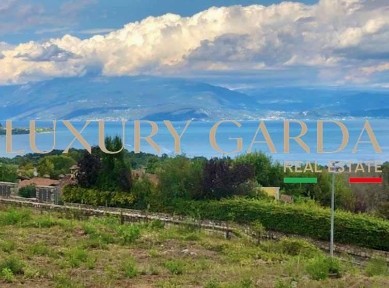 Villa unifamiliare, nuova, 640 m², Barcuzzi, Lonato del Garda