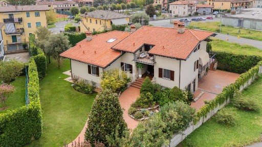Villa unifamiliare via Brindisi, Centro, Palazzolo sull'Oglio