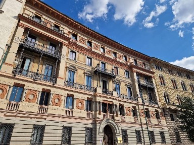 Milano, Cadorna - Castello, Piazza Castello