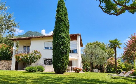 Villa unifamiliare Località Piazze 1, Tenno