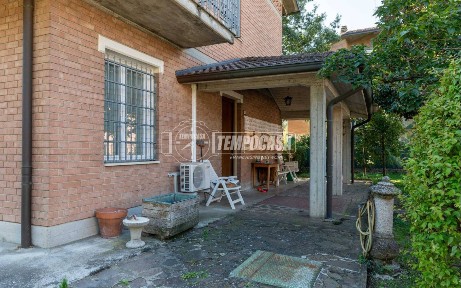 Reggio Emilia, Fogliano - Due Maestà, Via Pierino Foroni, Fogliano 16, Fogliano
