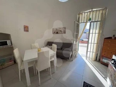 Bilocale buono stato, piano terra, Palese, Bari
