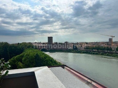 Attico Lungadige Cangrande 26, Borgo Trento, Verona