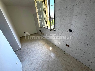 Bilocale ottimo stato, piano terra, Siano - Cava, Catanzaro
